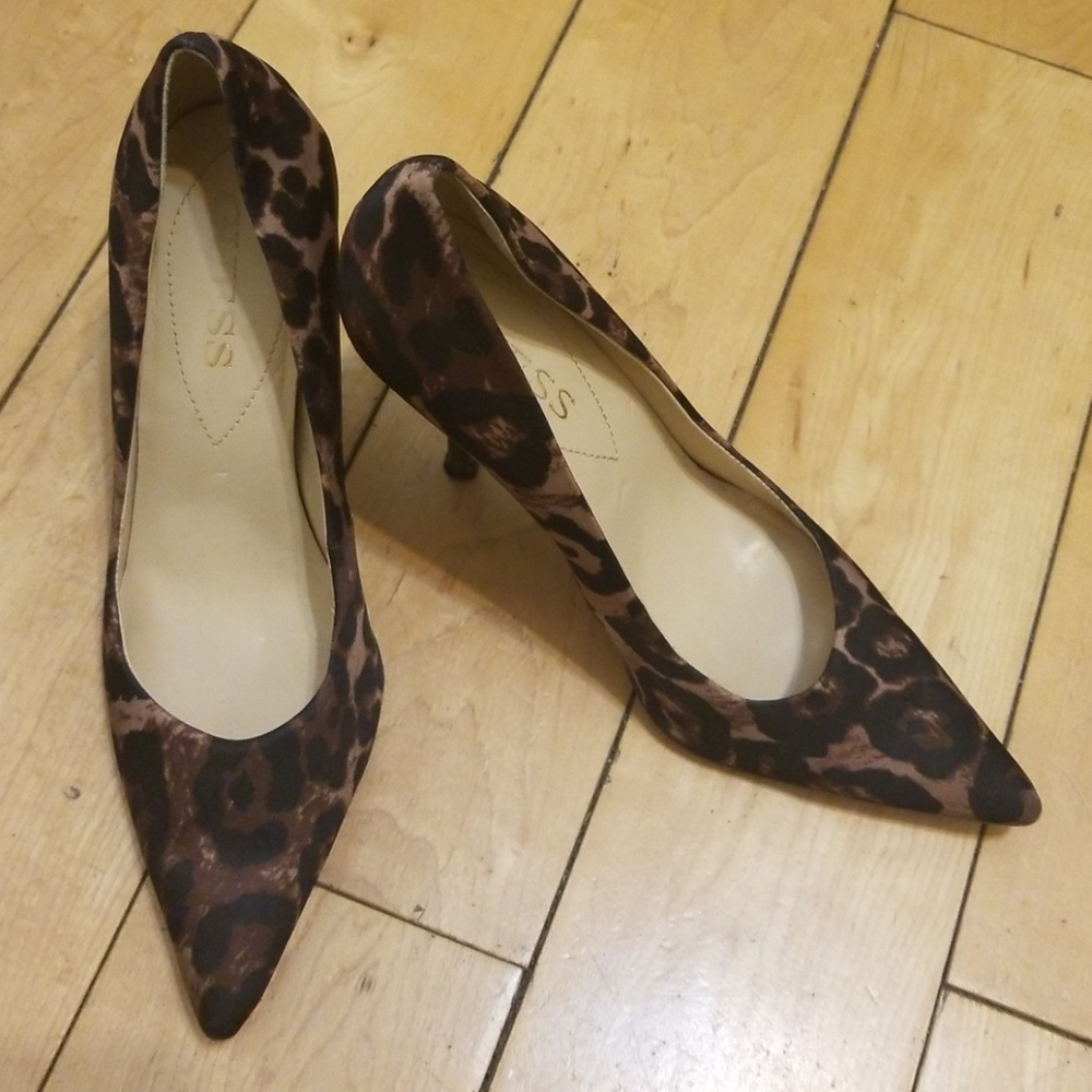 Guess leopard heels